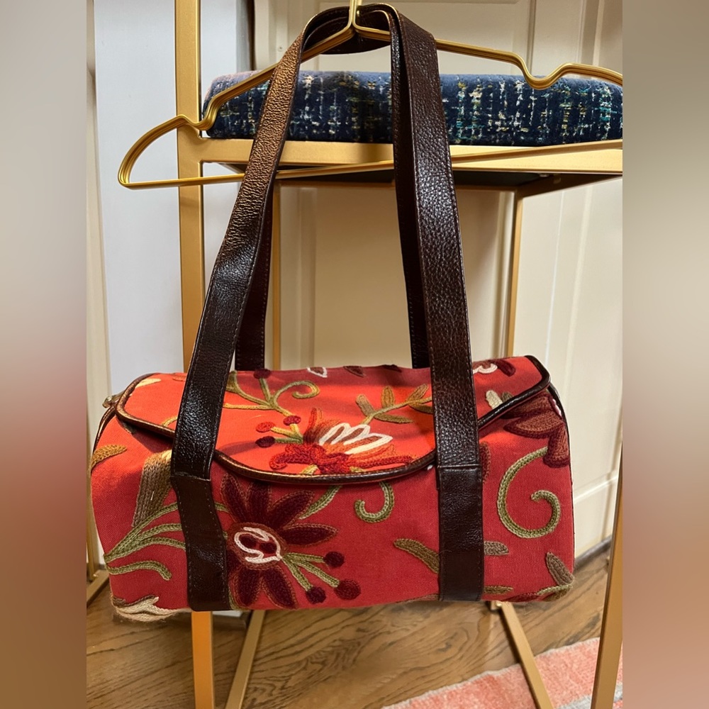 Soffi’s The Luxury Collection. Red crewel embroidery handbag.